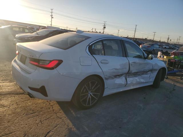 WBA5R1C54KAK08689 - 2019 BMW 330I WHITE photo 3