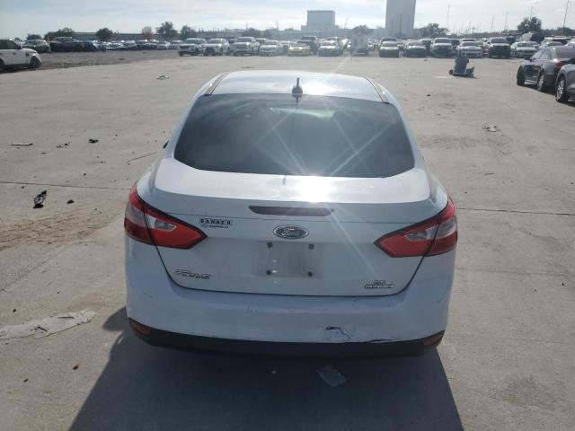 1FADP3F29EL392348 - 2014 FORD FOCUS SE WHITE photo 6