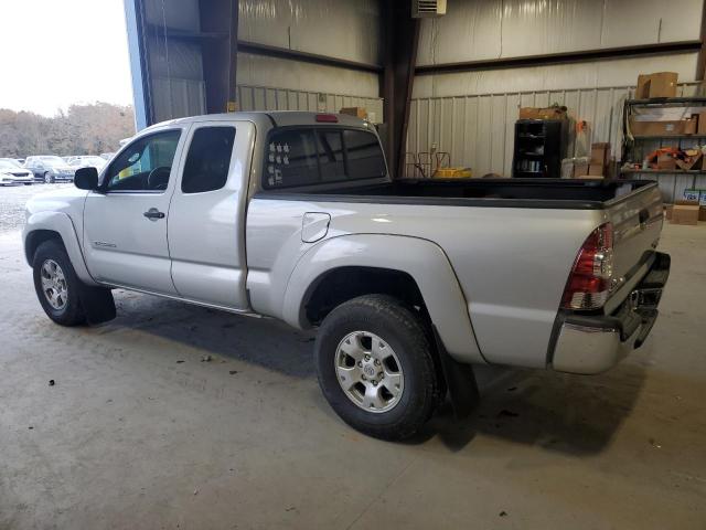 5TFTX4GN2BX002781 - 2011 TOYOTA TACOMA PRERUNNER ACCESS CAB SILVER photo 2