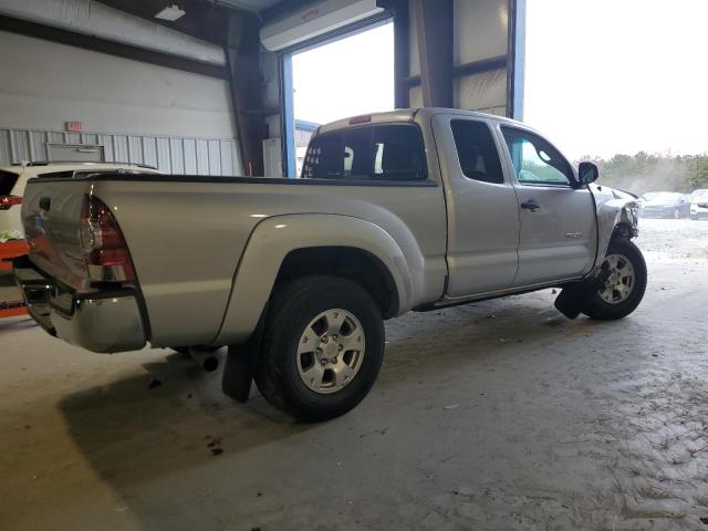 5TFTX4GN2BX002781 - 2011 TOYOTA TACOMA PRERUNNER ACCESS CAB SILVER photo 3