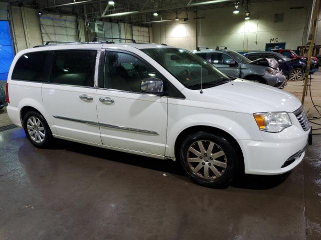 2A4RR6DG7BR652981 - 2011 CHRYSLER TOWN & COU LIMITED WHITE photo 4