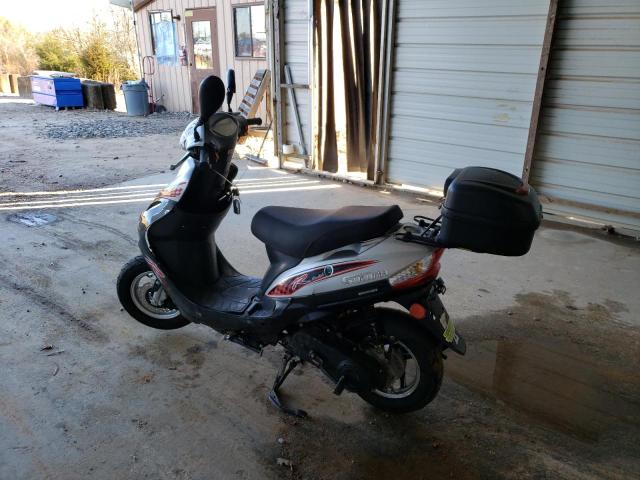 LL0TCAPH8LG001100 - 2019 MOPE MOPED TWO TONE photo 3