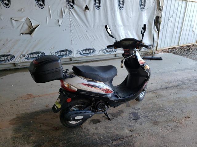 LL0TCAPH8LG001100 - 2019 MOPE MOPED TWO TONE photo 4