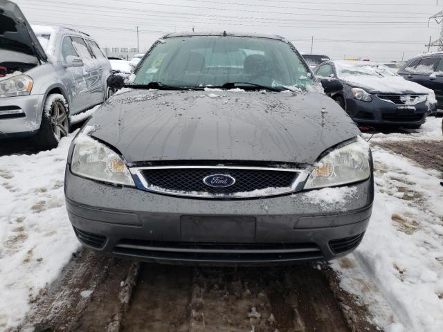 1FAFP34N57W266818 - 2007 FORD FOCUS ZX4 GRAY photo 5