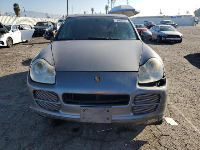 WP1AA29P06LA25354 - 2006 PORSCHE CAYENNE GRAY photo 5