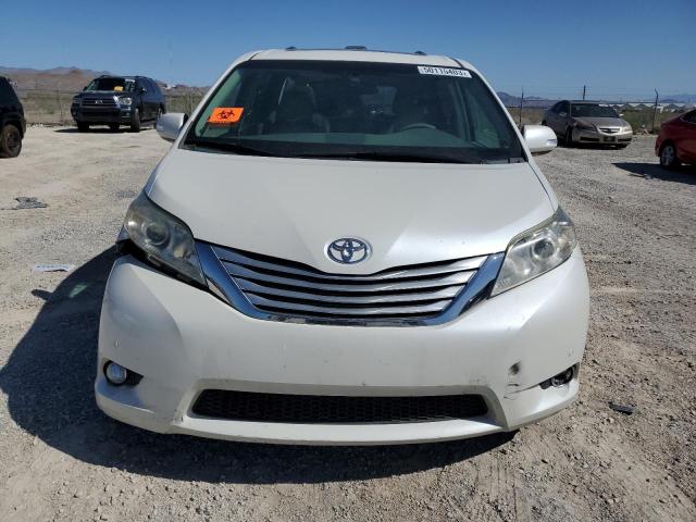 5TDYK3DC2DS353636 - 2013 TOYOTA SIENNA XLE WHITE photo 5