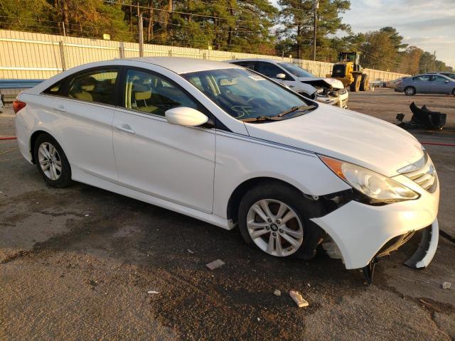 5NPEB4AC7EH872217 - 2014 HYUNDAI SONATA GLS WHITE photo 4