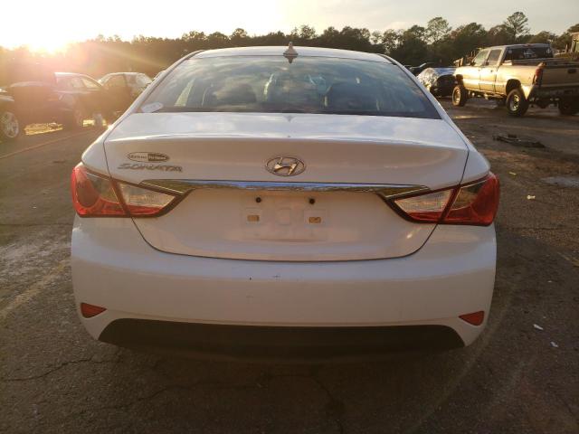 5NPEB4AC7EH872217 - 2014 HYUNDAI SONATA GLS WHITE photo 6