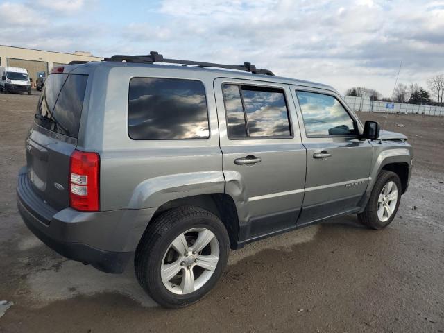 1C4NJRFB0CD659113 - 2012 JEEP PATRIOT LATITUDE GRAY photo 3