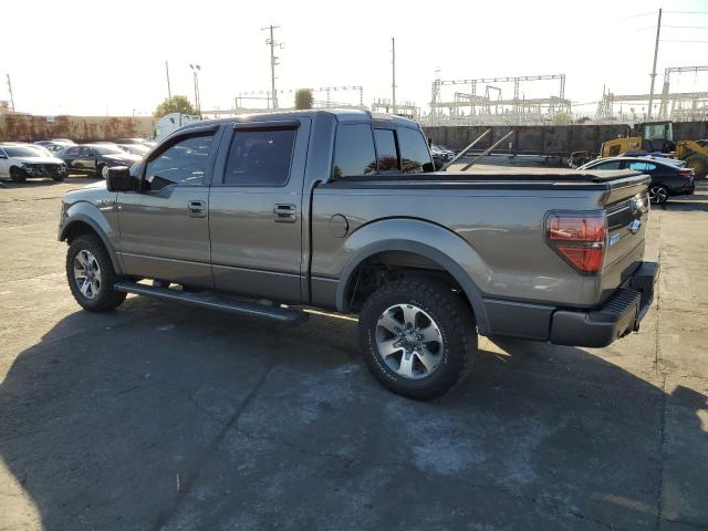 1FTFW1EF0BFC43321 - 2011 FORD F150 SUPERCREW GRAY photo 2