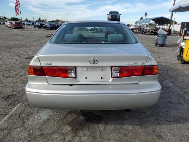 JT2BG28K1Y0382534 - 2000 TOYOTA CAMRY LE SILVER photo 6