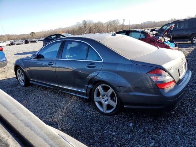 WDDNG71XX8A196661 - 2008 MERCEDES-BENZ S 550 GRAY photo 2