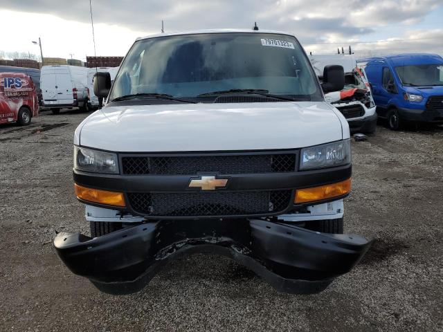 1GCWGAFP9P1218216 - 2023 CHEVROLET EXPRESS G2 WHITE photo 5