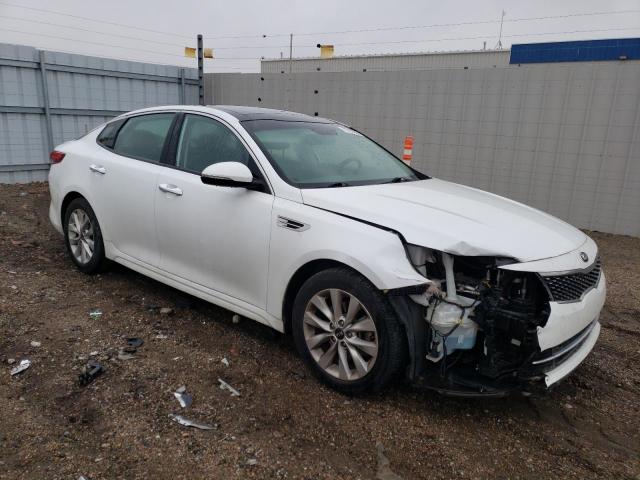 5XXGT4L39JG238187 - 2018 KIA OPTIMA LX WHITE photo 4