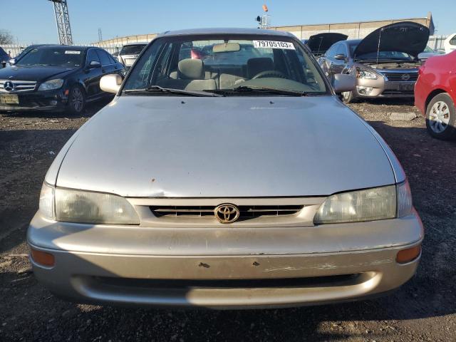 1NXBB02E3VZ614645 - 1997 TOYOTA COROLLA DX SILVER photo 5