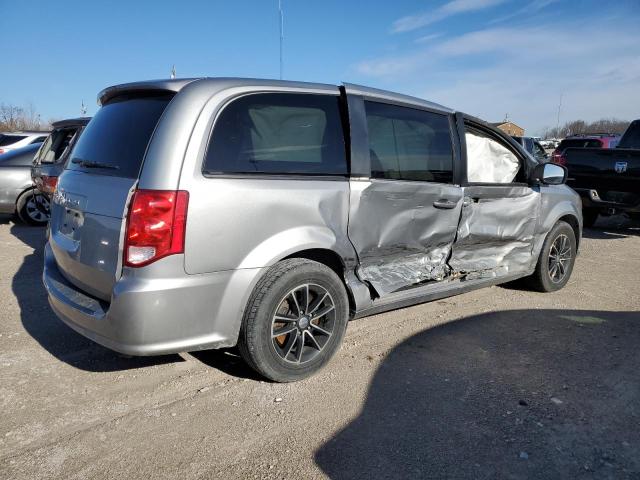 2C4RDGBG6JR162365 - 2018 DODGE GRAND CARA SE SILVER photo 3