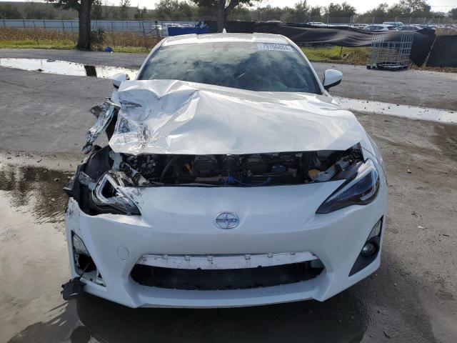 JF1ZNAA19G9700987 - 2016 TOYOTA SCION FR-S WHITE photo 5