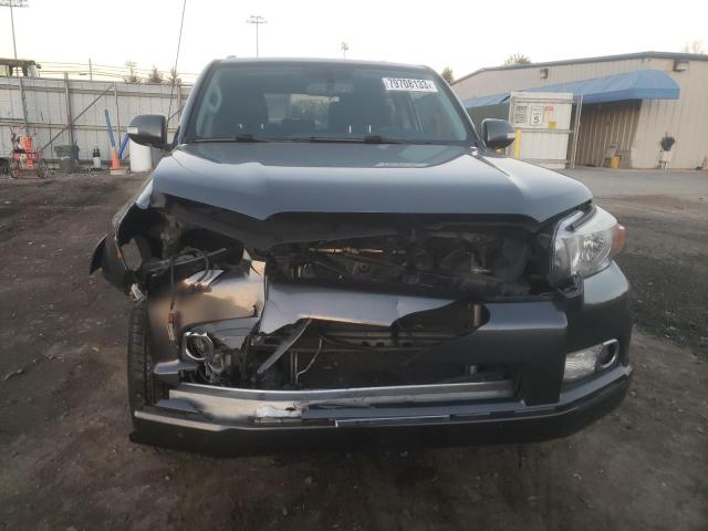 JTEBU5JR2C5085871 - 2012 TOYOTA 4RUNNER SR5 GRAY photo 5