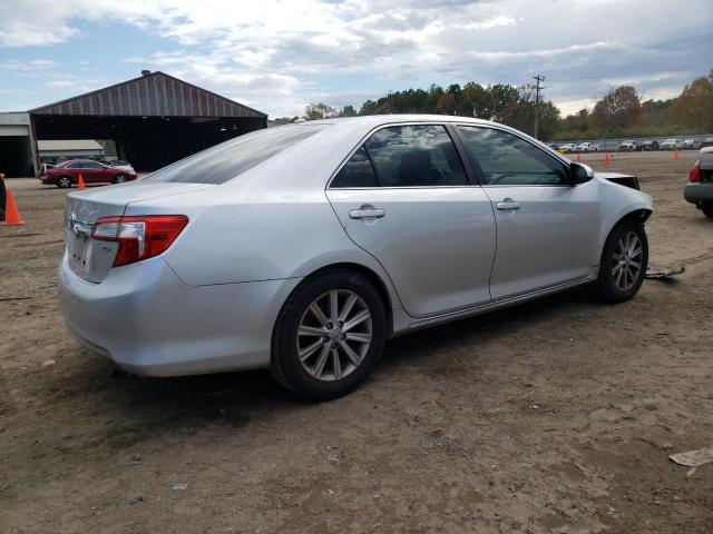 4T4BF1FK6CR266319 - 2012 TOYOTA CAMRY BASE SILVER photo 3