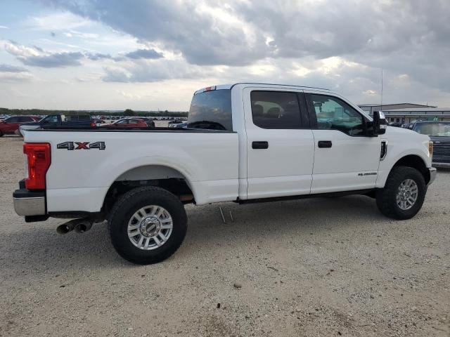 1FT7W2BT6JEB39165 - 2018 FORD F250 SUPER DUTY WHITE photo 3