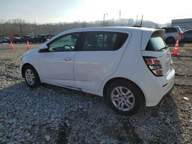 1G1JG6SB5K4105459 - 2019 CHEVROLET SONIC WHITE photo 2