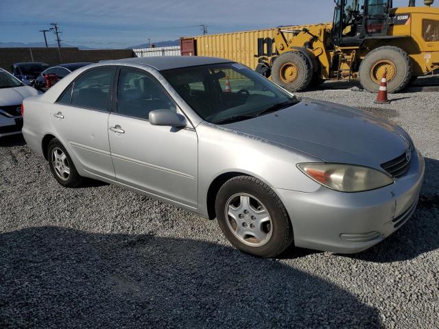 4T1BF32K13U049837 - 2003 TOYOTA CAMRY LE SILVER photo 4