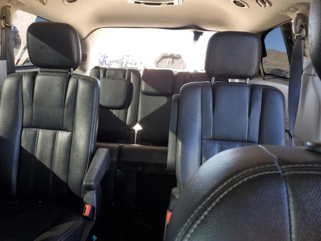 2C4RC1BG3GR214298 - 2016 CHRYSLER TOWN & COU TOURING SILVER photo 10