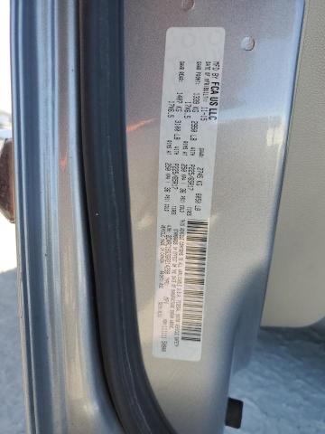 2C4RC1BG3GR214298 - 2016 CHRYSLER TOWN & COU TOURING SILVER photo 13