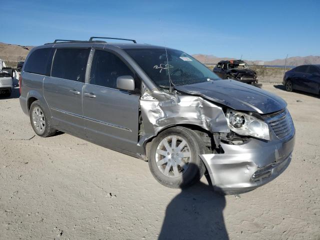 2C4RC1BG3GR214298 - 2016 CHRYSLER TOWN & COU TOURING SILVER photo 4