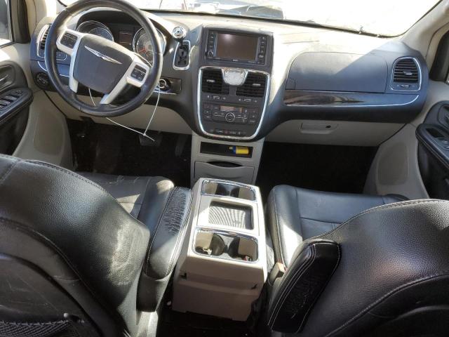 2C4RC1BG3GR214298 - 2016 CHRYSLER TOWN & COU TOURING SILVER photo 8