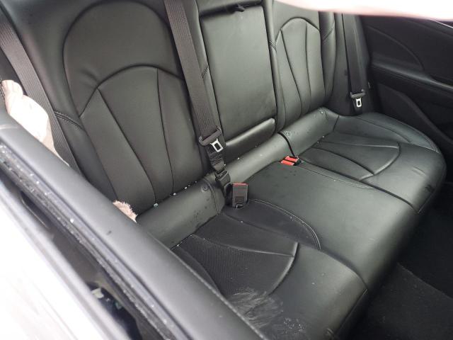 1G4ZP5SZ0JU128398 - 2018 BUICK LACROSSE ESSENCE ვერცხლისფერი ფოტო 10