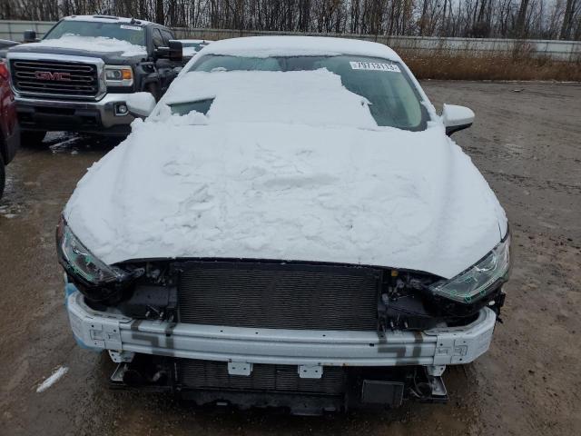 3FA6P0HDXLR124185 - 2020 FORD FUSION SE WHITE photo 5