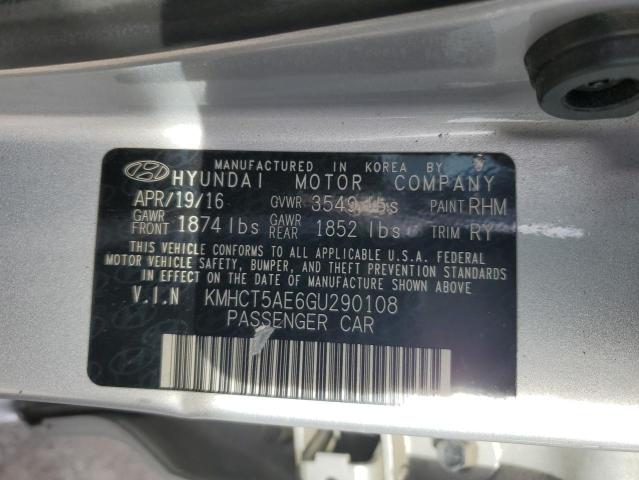 KMHCT5AE6GU290108 - 2016 HYUNDAI ACCENT SE SILVER photo 12