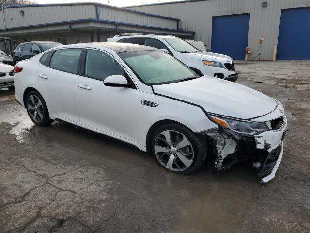 5XXGT4L3XKG334444 - 2019 KIA OPTIMA LX WHITE photo 4