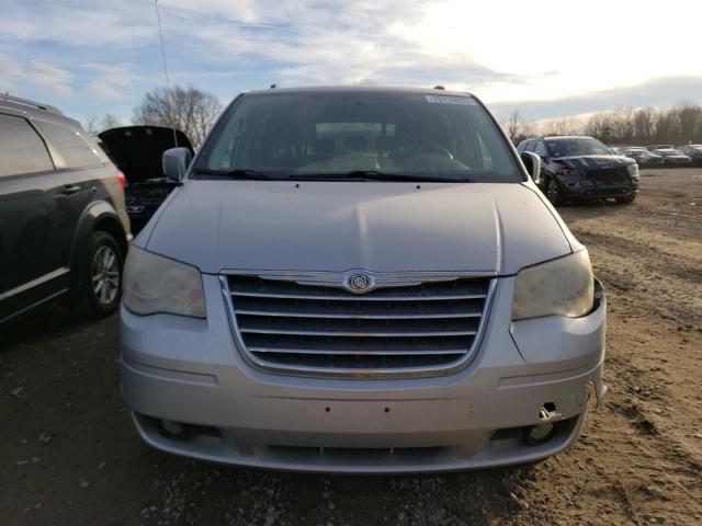 2A4RR5D18AR491335 - 2010 CHRYSLER TOWN & COU TOURING 银色 照片 5