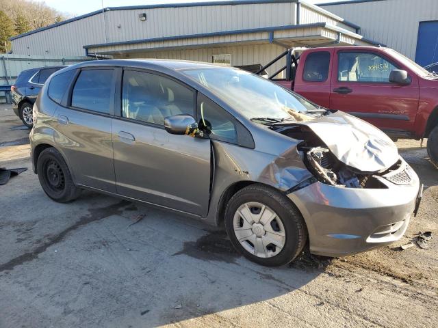 JHMGE8H37DC065606 - 2013 HONDA FIT GRAY photo 4