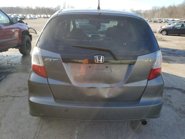 JHMGE8H37DC065606 - 2013 HONDA FIT GRAY photo 6