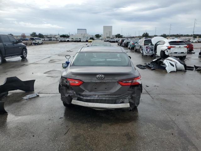 4T1B11HK9JU044358 - 2018 TOYOTA CAMRY L GRAY photo 6