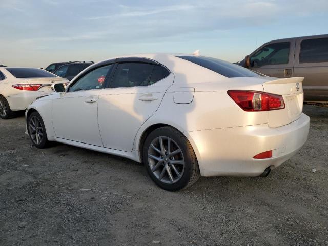 JTHBF5C28D5188744 - 2013 LEXUS IS 250 WHITE photo 2