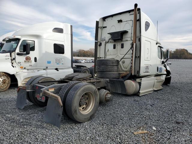 1FUJGLBG5CLBP0249 - 2012 FREIGHTLINER CASCADIA 1 WHITE photo 4