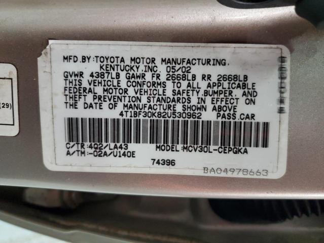 4T1BF30K82U530962 - 2002 TOYOTA CAMRY LE GOLD photo 12