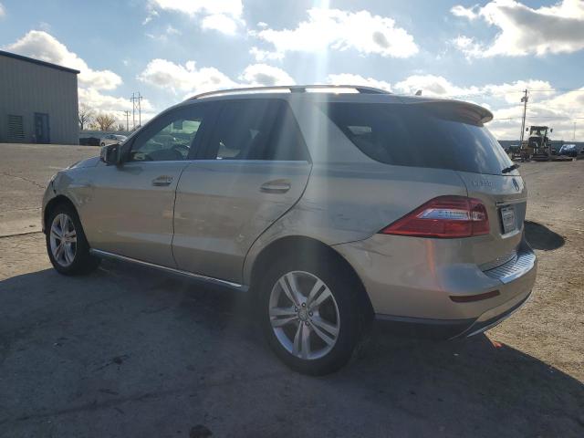 4JGDA5HBXCA016217 - 2012 MERCEDES-BENZ ML 350 4MATIC SILVER photo 2
