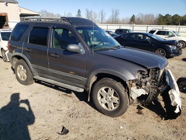 1FMYU93106KA37963 - 2006 FORD ESCAPE XLT GRAY photo 4