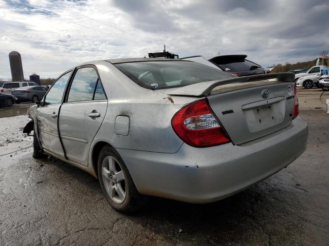 4T1BA32K54U027355 - 2004 TOYOTA CAMRY SE SILVER photo 2