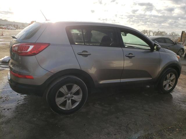 KNDPB3A22D7357607 - 2013 KIA SPORTAGE BASE SILVER photo 3