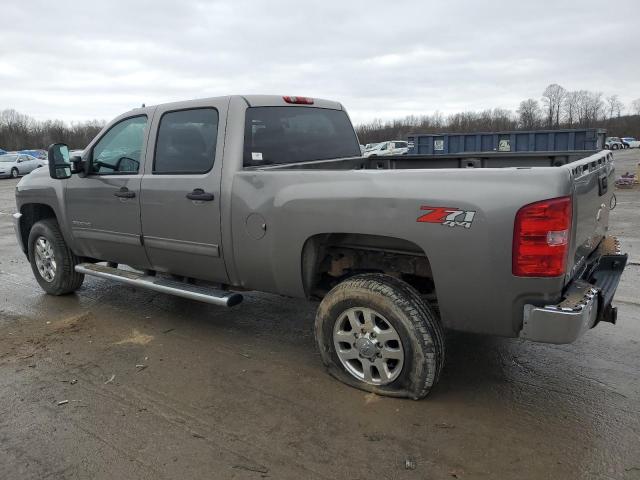 1GC4K0C81DF181805 - 2013 CHEVROLET SILVERADO K3500 LT TAN photo 2