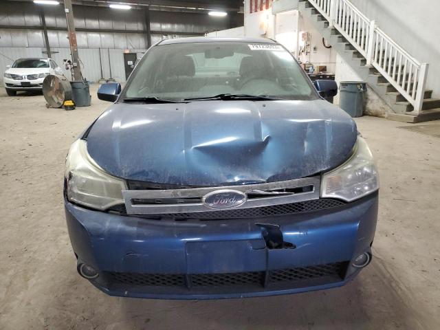 1FAHP35N28W245174 - 2008 FORD FOCUS SE BLUE photo 5