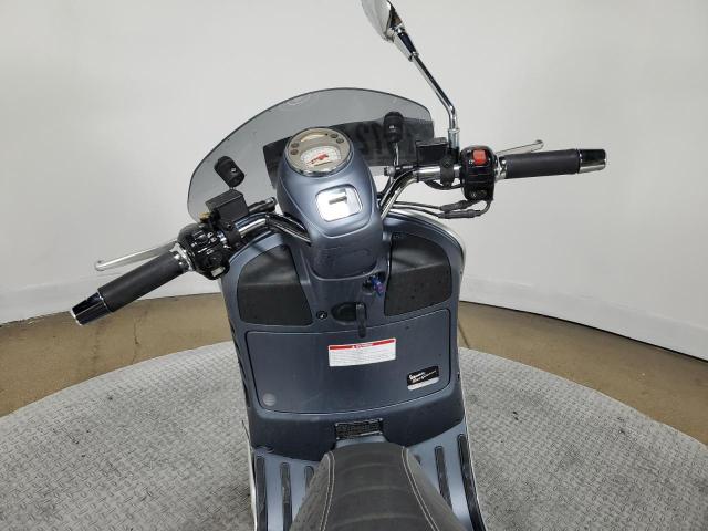 ZAPMA39M5N5400442 - 2022 VESPA SCOOTER GRAY photo 7