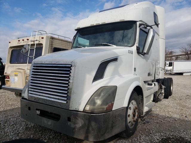 4V4NC9EH4CN541564 - 2012 VOLVO VN VNL WHITE photo 2