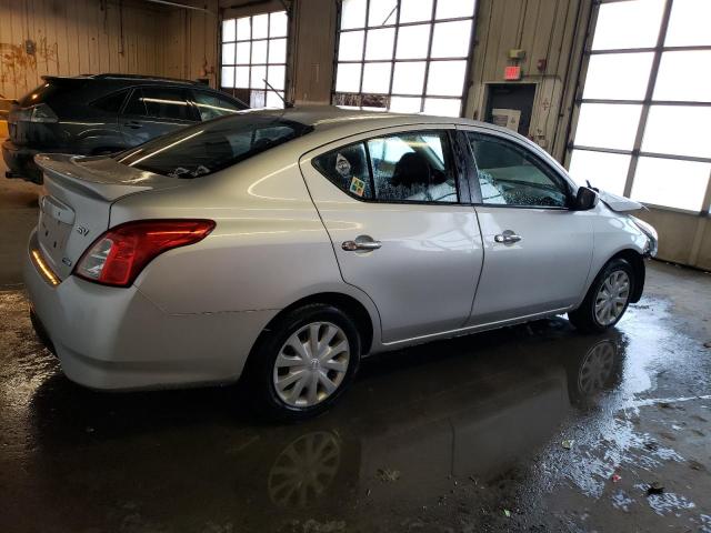 3N1CN7AP5FL843449 - 2015 NISSAN VERSA S SILVER photo 3